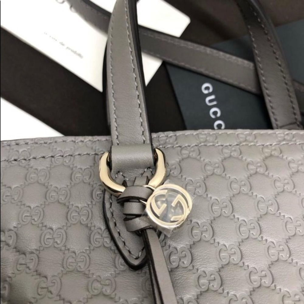 ❌SOLD❌Gucci Small Microguccissima Gray Leather Bag - Picture 6 of 8